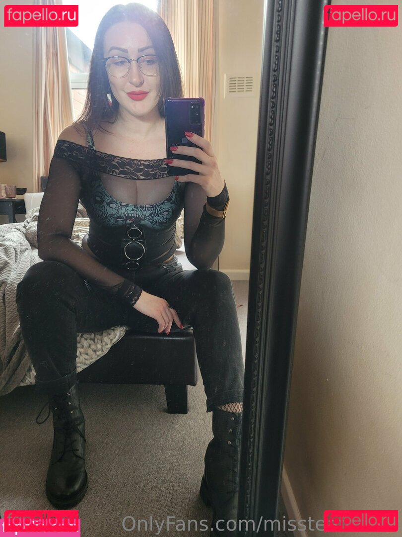 missteafortwo / teafortytwo Onlyfans Photo Gallery 