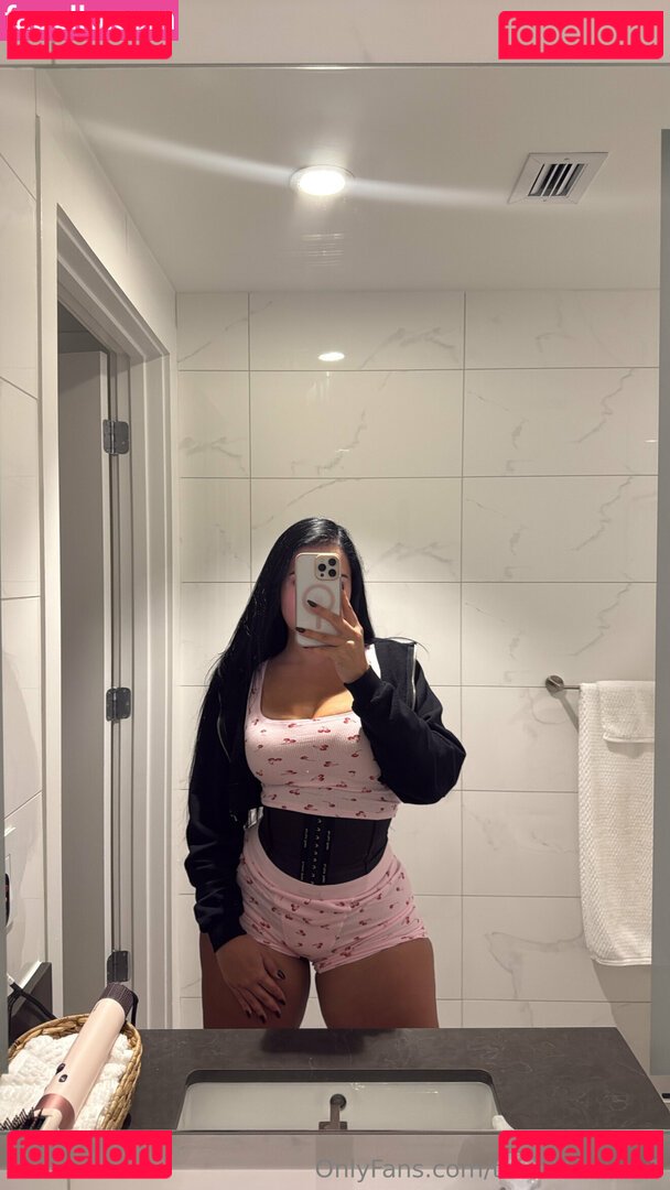 Thicklilmama1 / thick.lil.mama Onlyfans Photo Gallery 