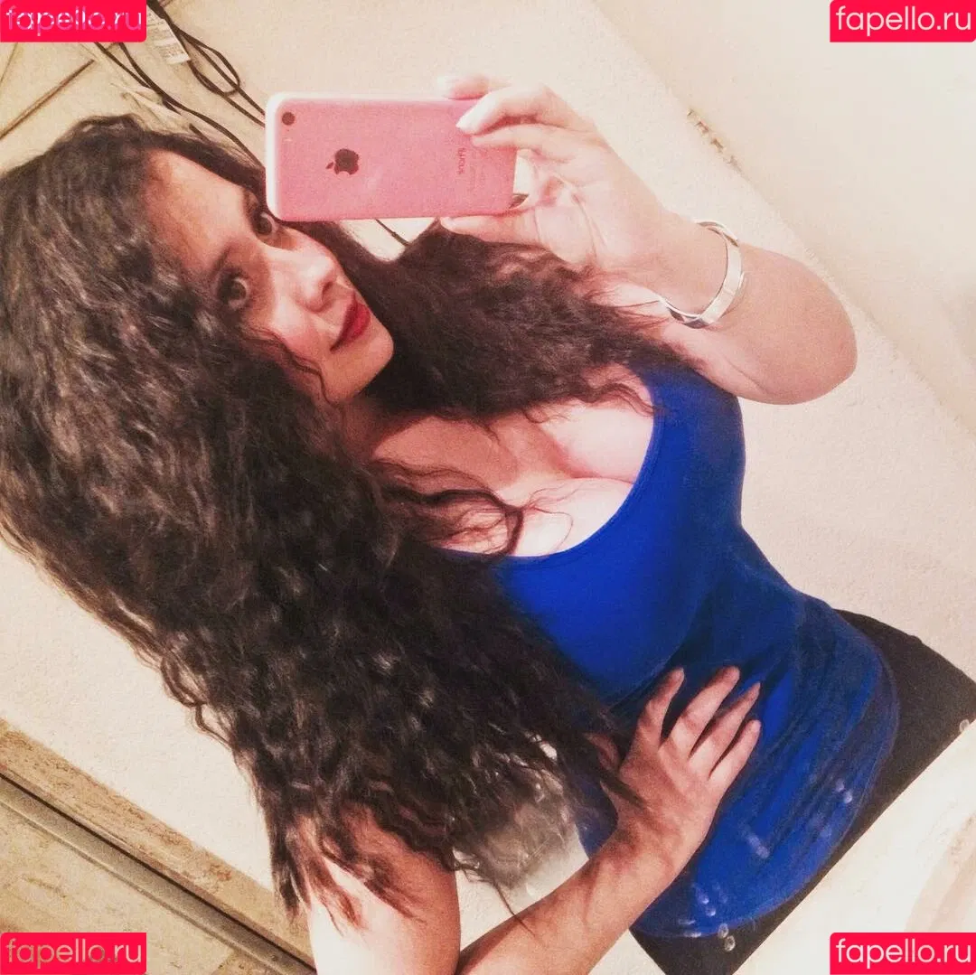 Jezz Angeles Onlyfans Photo Gallery 