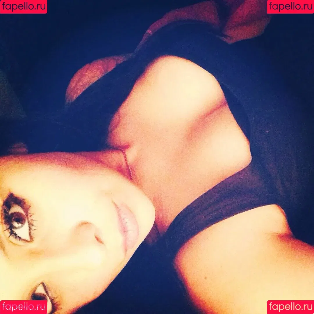 Jezz Angeles Onlyfans Photo Gallery 