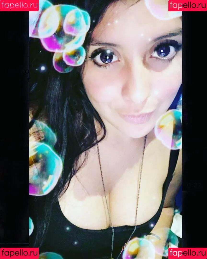 Jezz Angeles Onlyfans Photo Gallery 