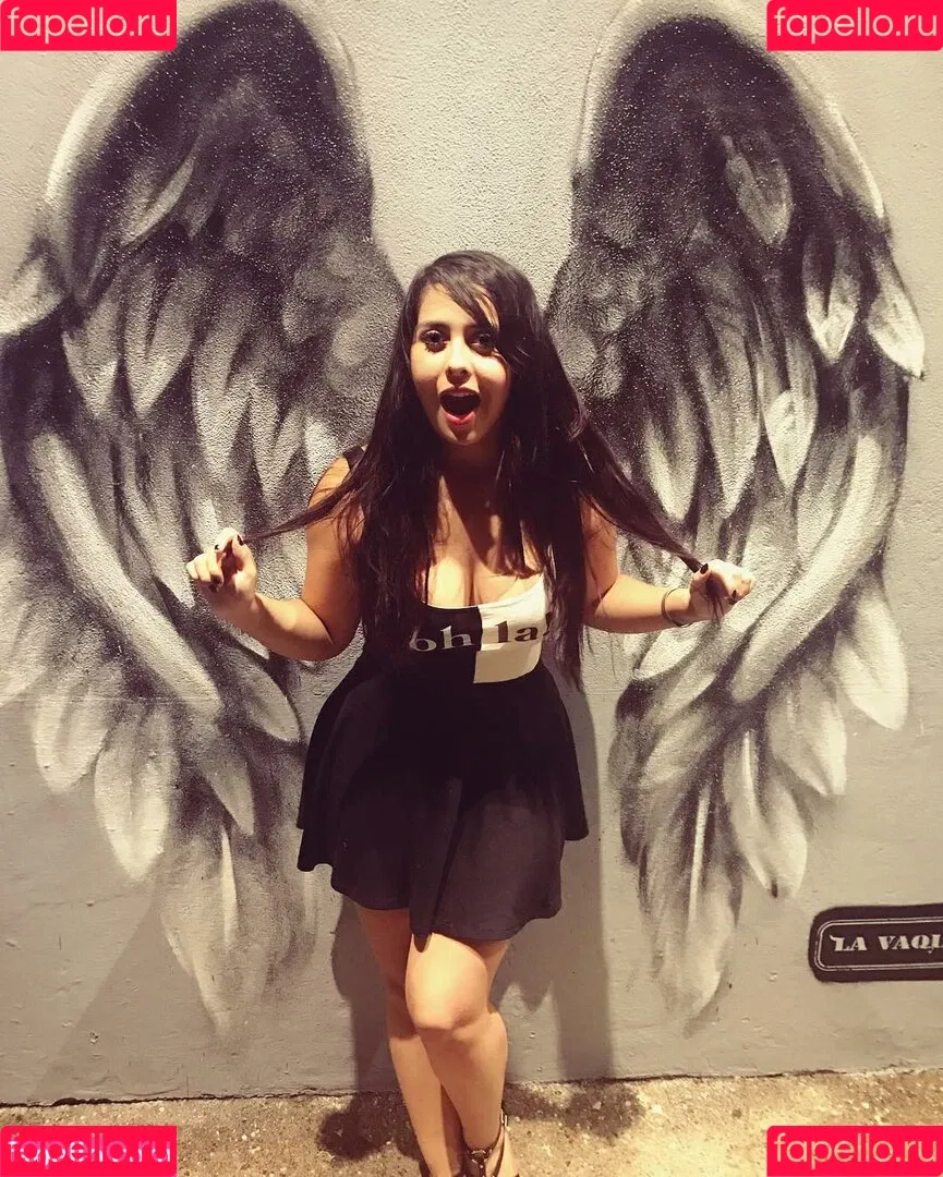 Jezz Angeles Onlyfans Photo Gallery 
