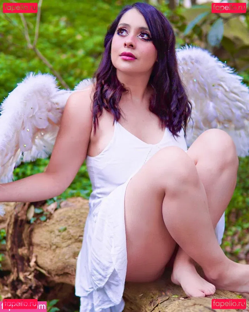 Jezz Angeles Onlyfans Photo Gallery 