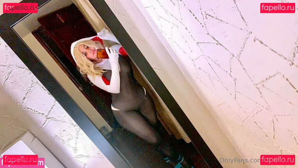 Jezz Angeles Onlyfans Photo Gallery 