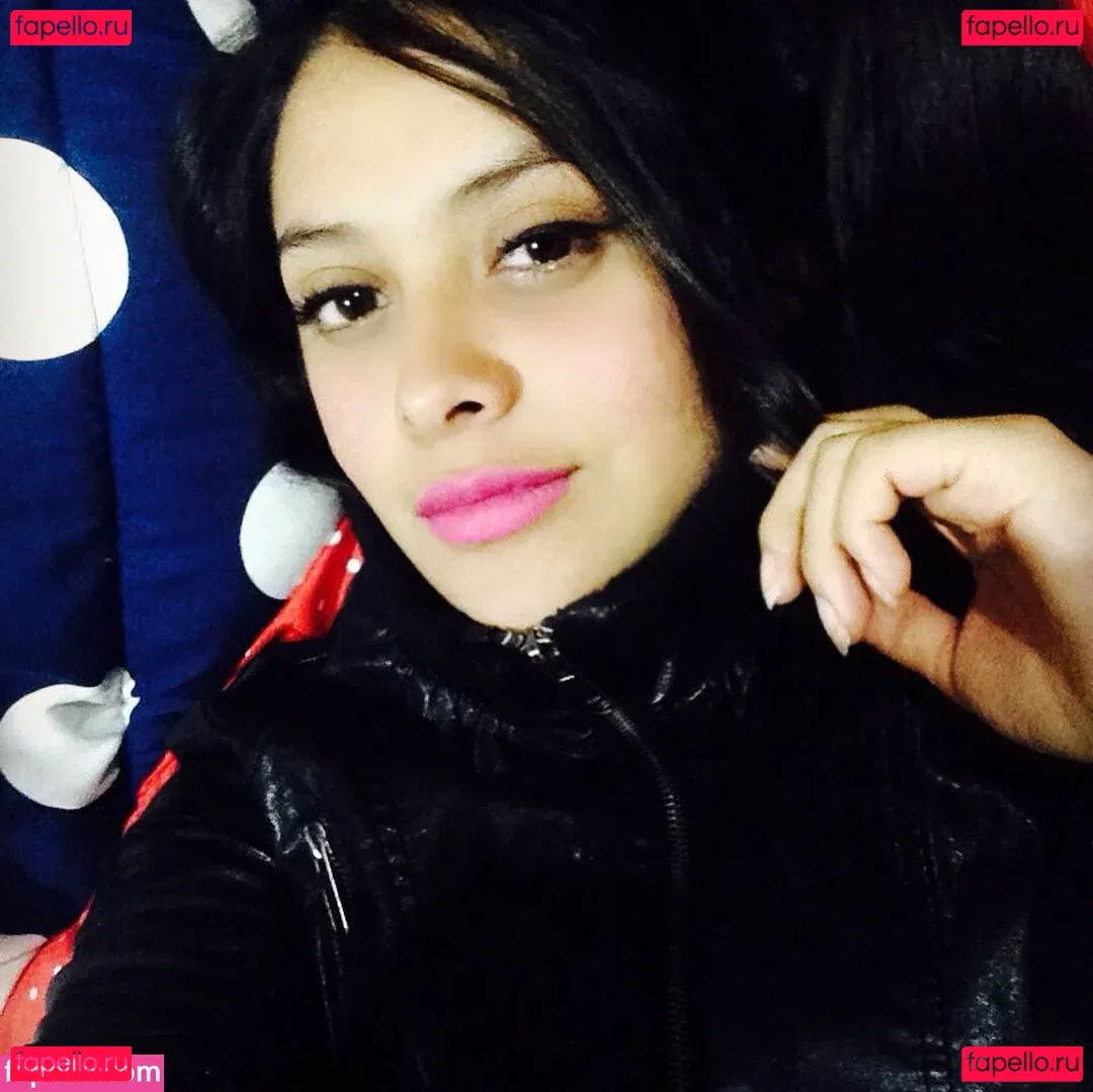 Jezz Angeles Onlyfans Photo Gallery 