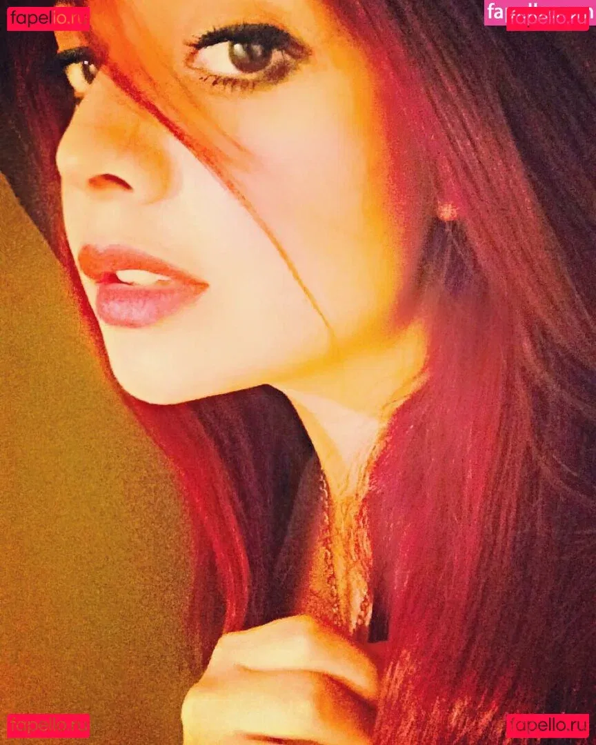 Jezz Angeles Onlyfans Photo Gallery 