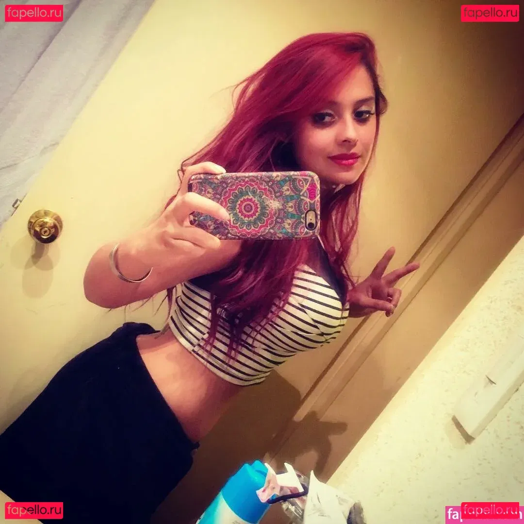 Jezz Angeles Onlyfans Photo Gallery 