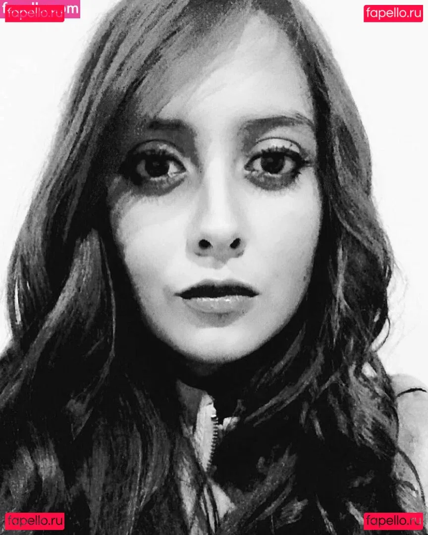 Jezz Angeles Onlyfans Photo Gallery 