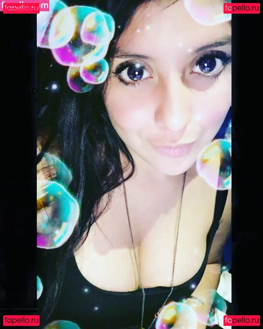 Jezz Angeles Onlyfans Photo Gallery 