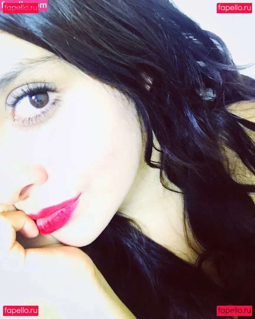 Jezz Angeles Onlyfans Photo Gallery 