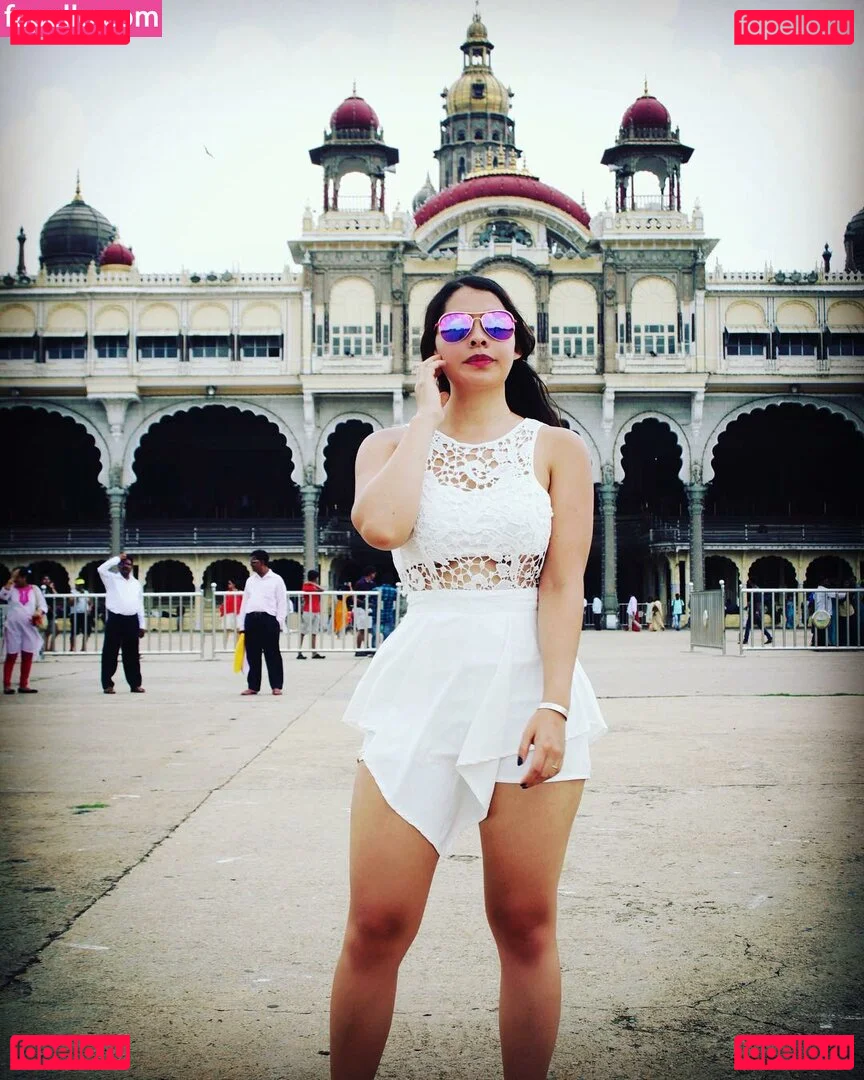 Jezz Angeles Onlyfans Photo Gallery 