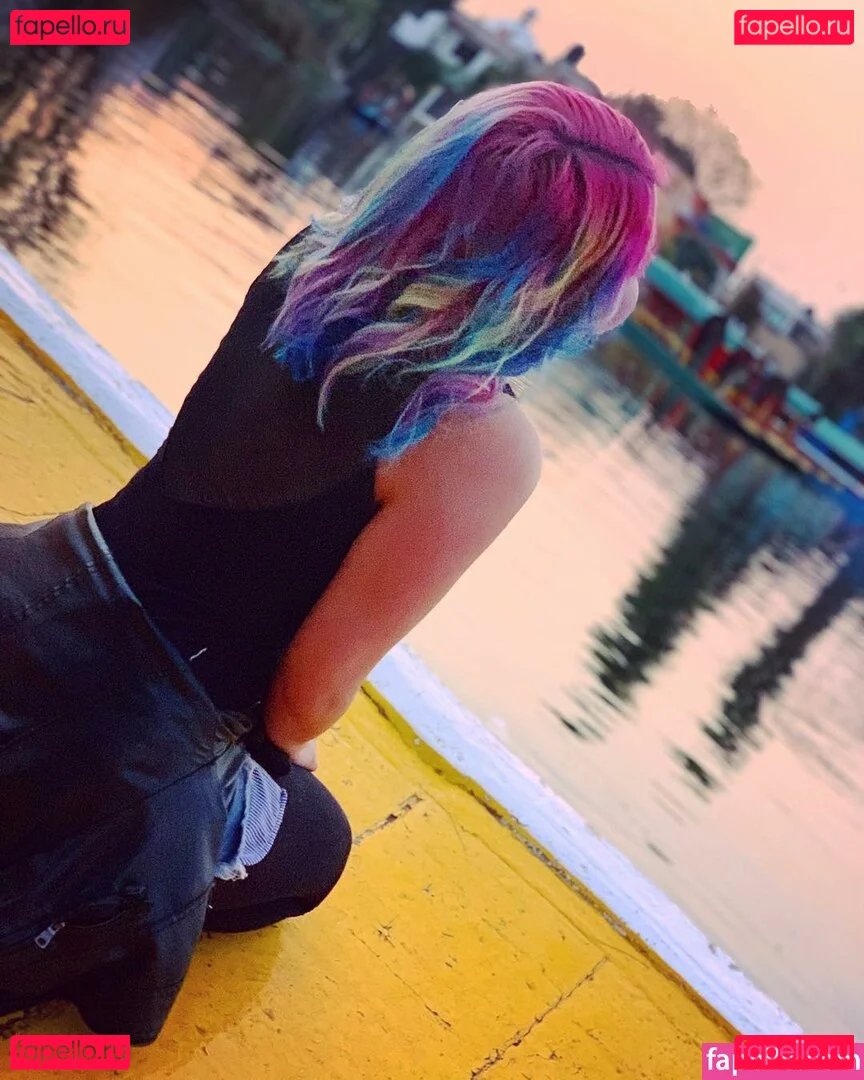 Jezz Angeles Onlyfans Photo Gallery 