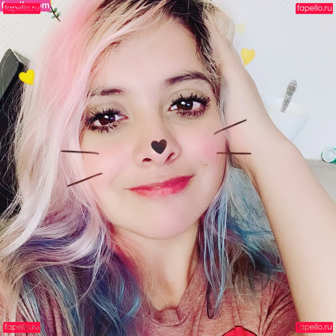 Jezz Angeles Onlyfans Photo Gallery 