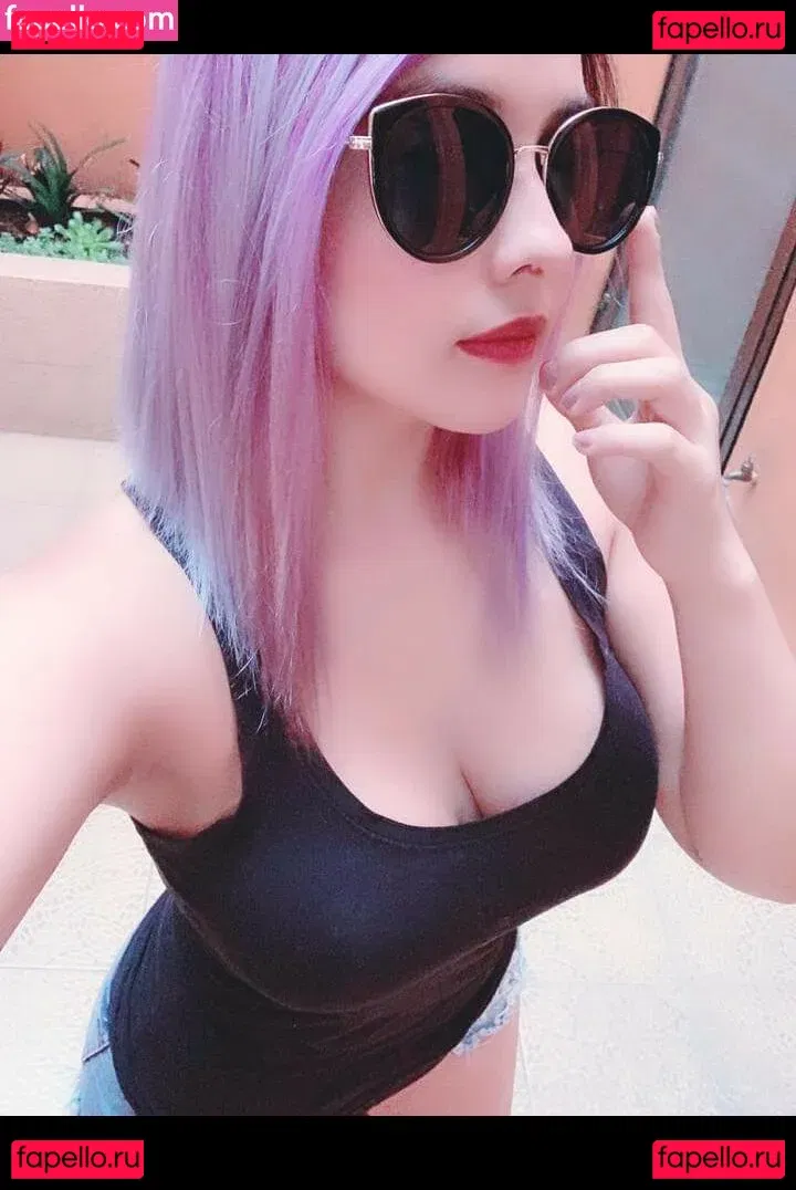 Jezz Angeles Onlyfans Photo Gallery 