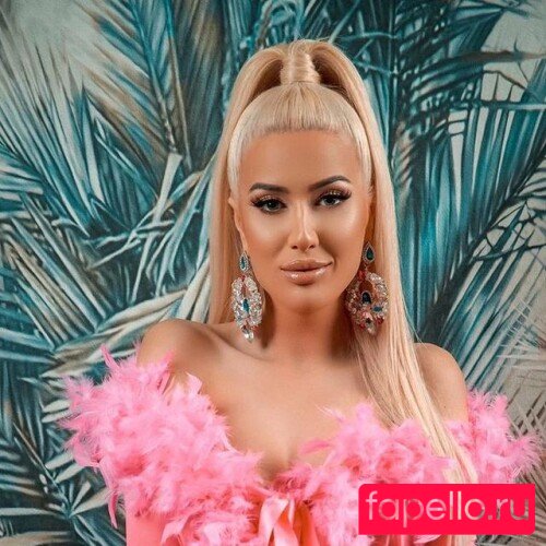 Blanche Summer Nude Onlyfans Photo 19