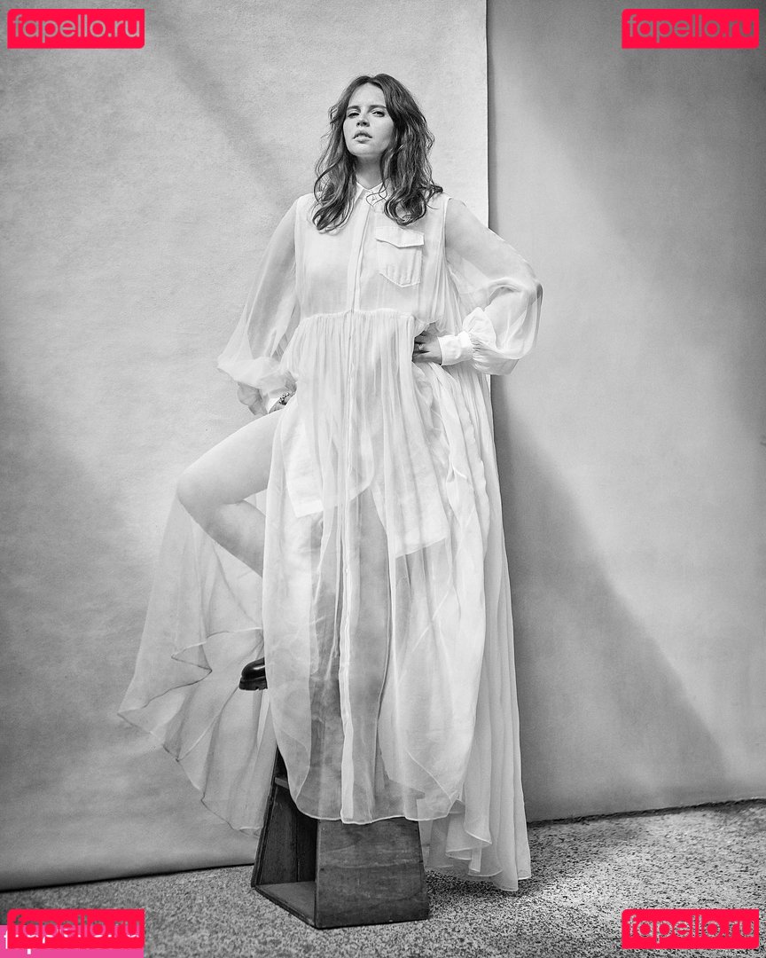 Felicity Jones / felicity.jones Onlyfans Photo Gallery 