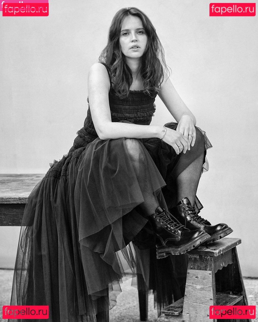 Felicity Jones / felicity.jones Onlyfans Photo Gallery 