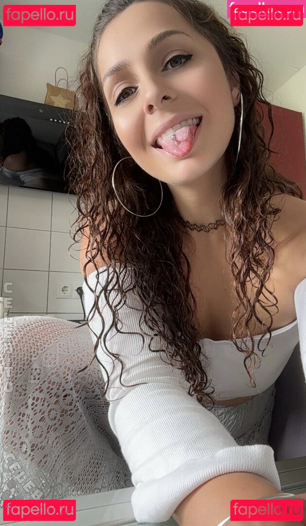 NudeNana Nude Onlyfans Photo 14