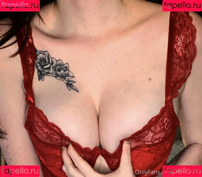 moremikimark Onlyfans Photo Gallery 