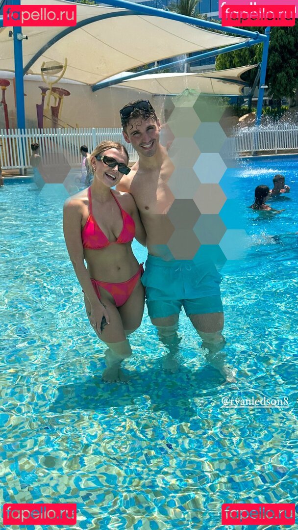 Corrie / Lucy Fallon / lucyfallonx / lufallon Onlyfans Photo Gallery 