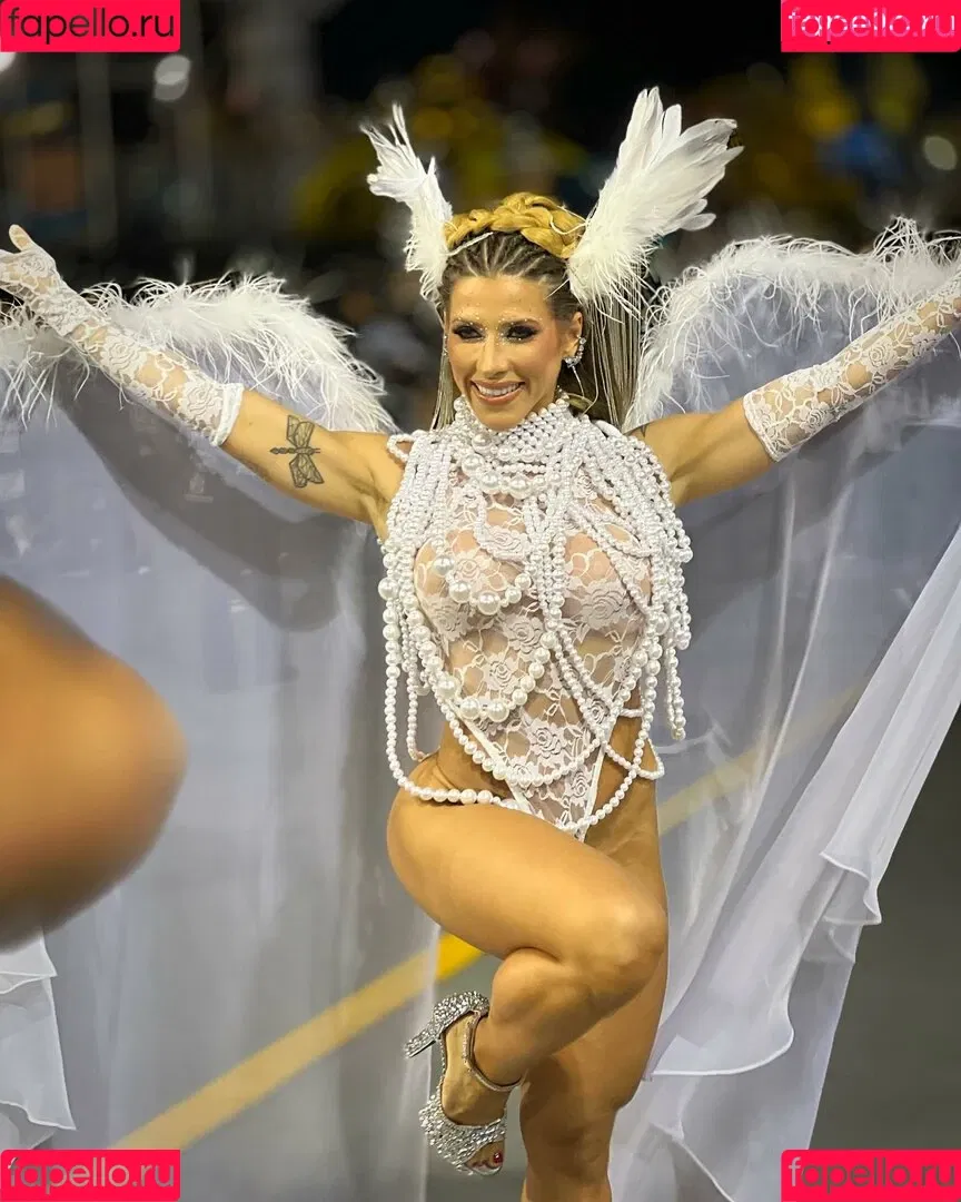 Ana Paula Minerato Onlyfans Photo Gallery 