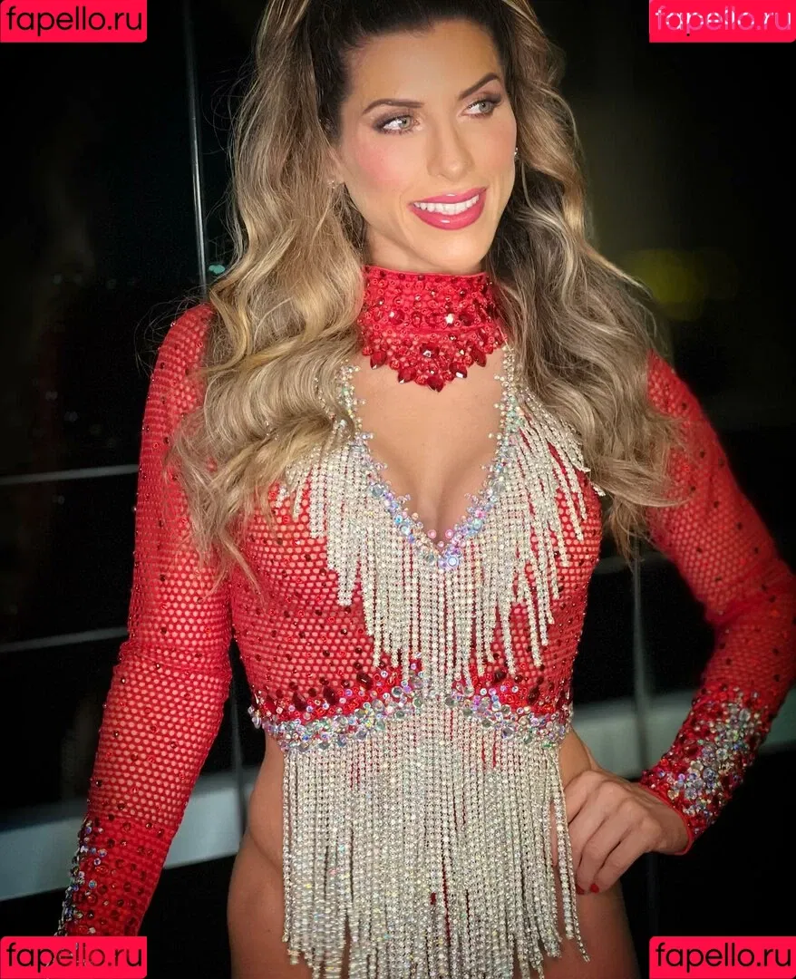 Ana Paula Minerato Onlyfans Photo Gallery 