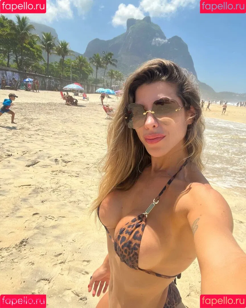 Ana Paula Minerato Onlyfans Photo Gallery 