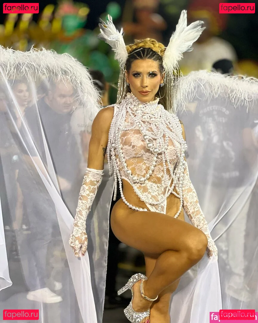 Ana Paula Minerato Onlyfans Photo Gallery 