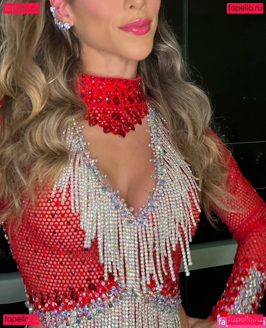 Ana Paula Minerato Onlyfans Photo Gallery 