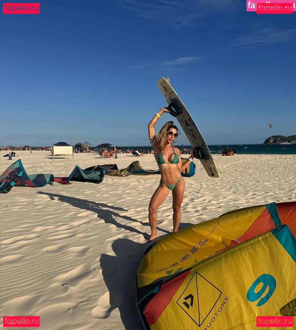 Ana Paula Minerato Onlyfans Photo Gallery 