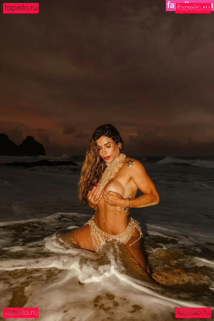 Ana Paula Minerato Onlyfans Photo Gallery 