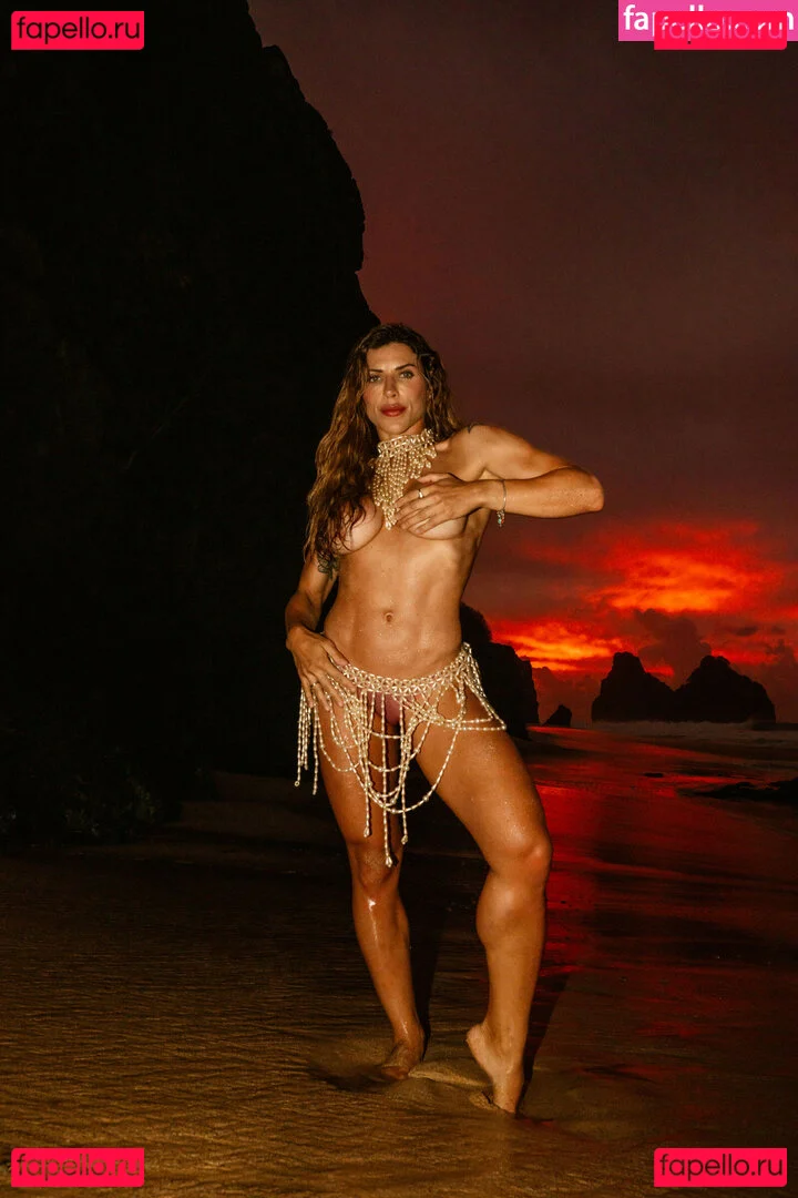 Ana Paula Minerato Onlyfans Photo Gallery 