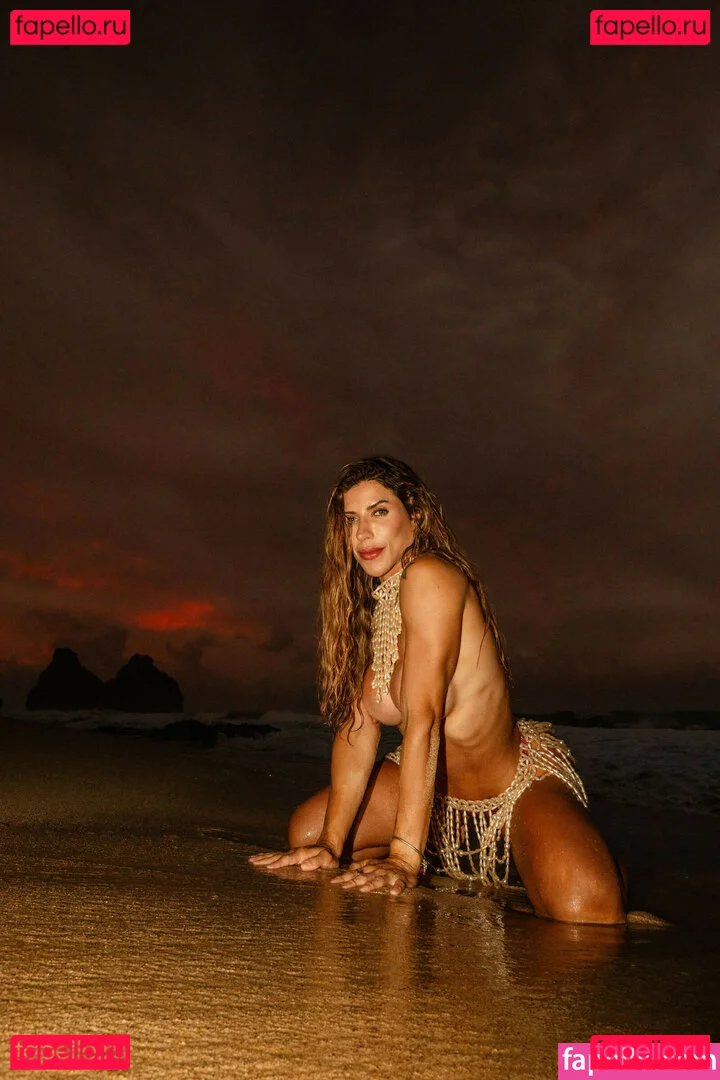 Ana Paula Minerato Onlyfans Photo Gallery 