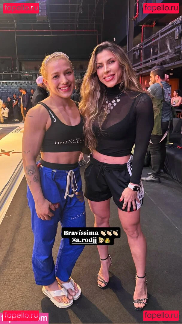 Ana Paula Minerato Onlyfans Photo Gallery 