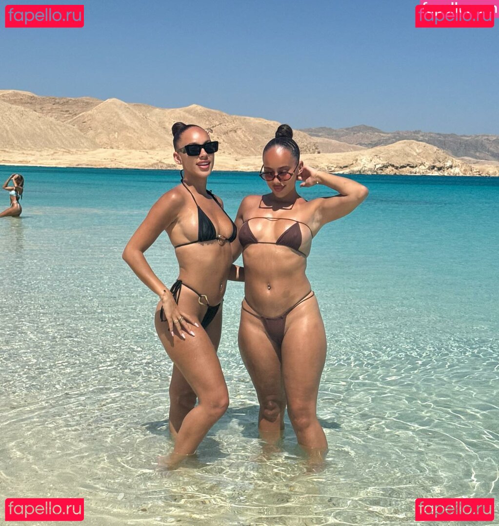 Theneltwins / Yourtwinss Onlyfans Photo Gallery 