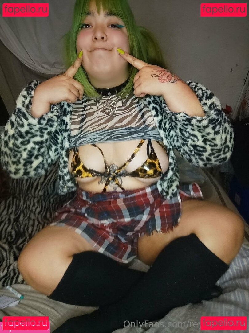 reel / reyna_tirana Onlyfans Photo Gallery 