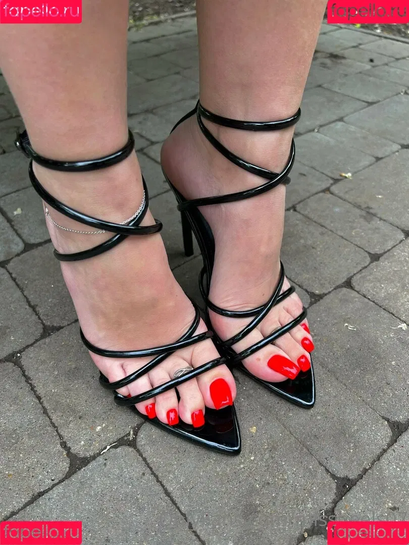 Missheels07 Onlyfans Photo Gallery 