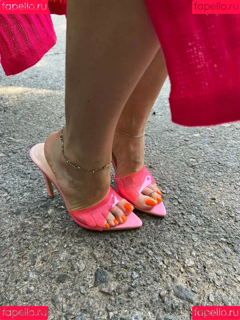 Missheels07 Onlyfans Photo Gallery 