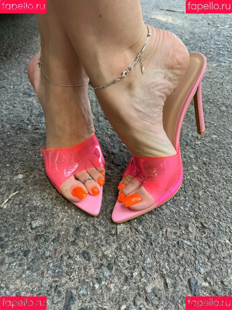 Missheels07 Onlyfans Photo Gallery 