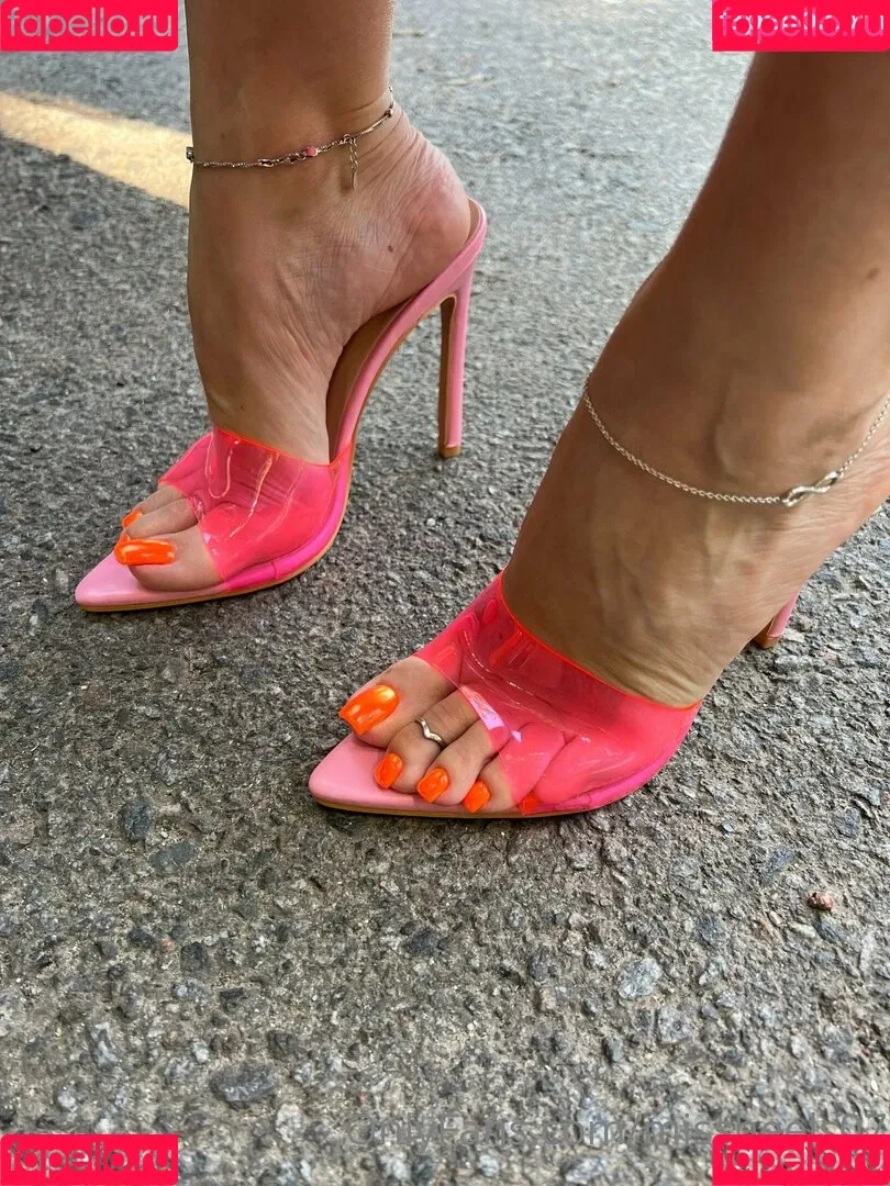 Missheels07 Onlyfans Photo Gallery 