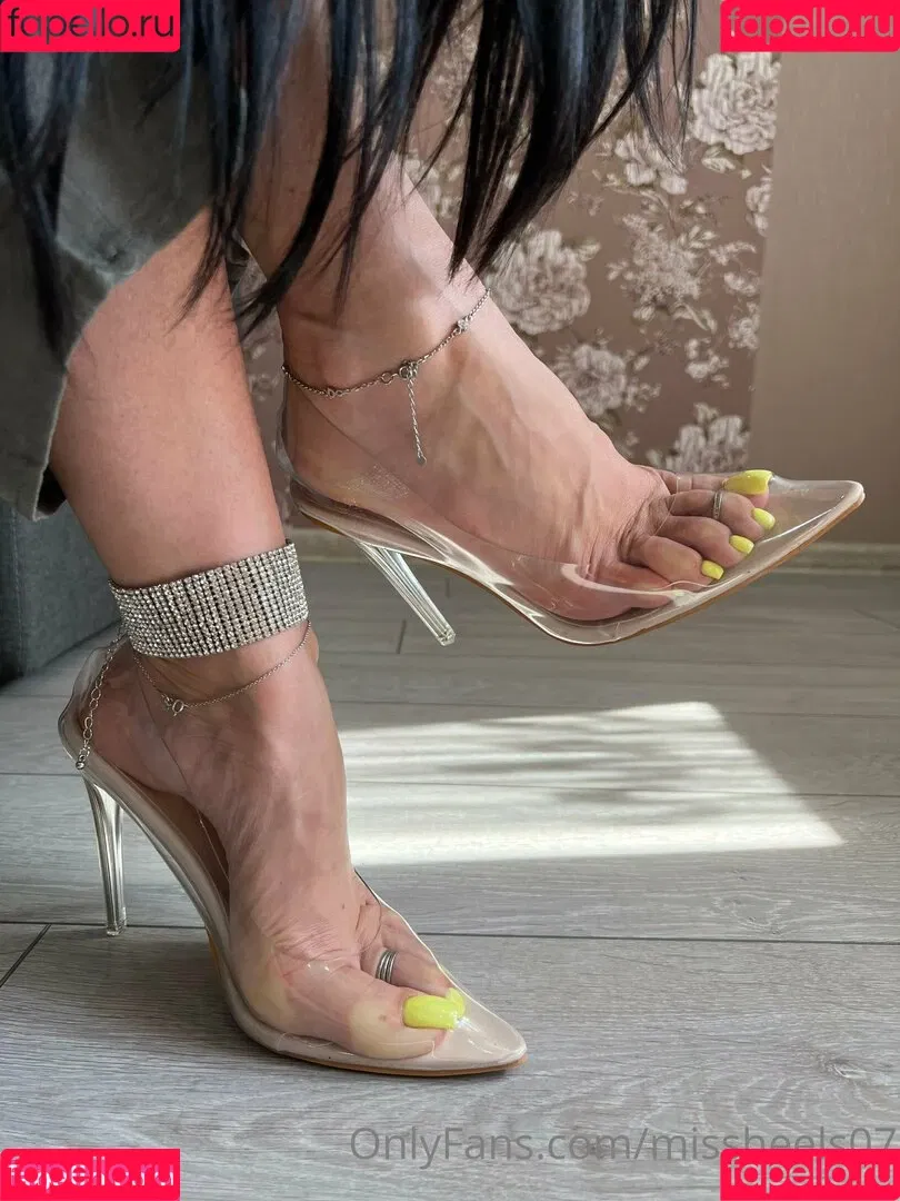 Missheels07 Onlyfans Photo Gallery 