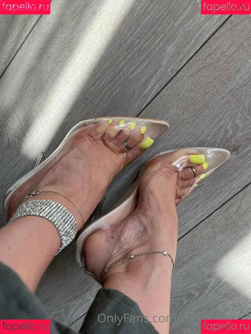 Missheels07 Onlyfans Photo Gallery 