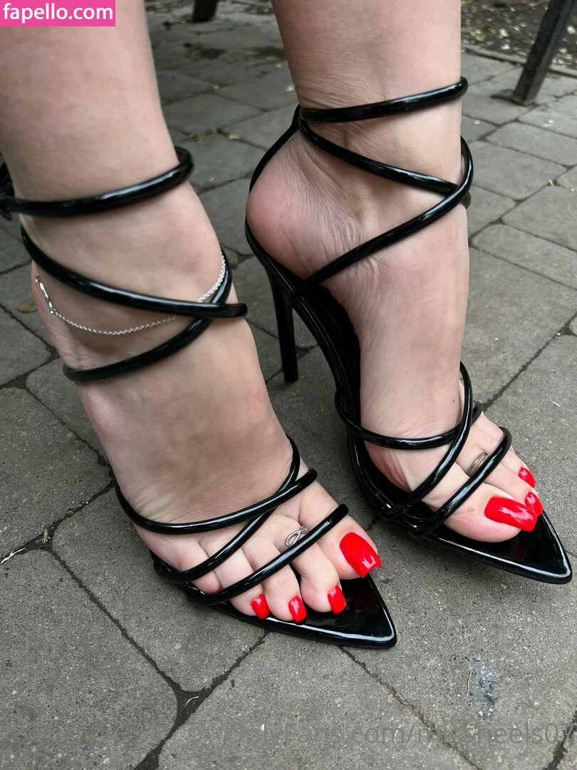 Missheels07 Onlyfans Photo Gallery 