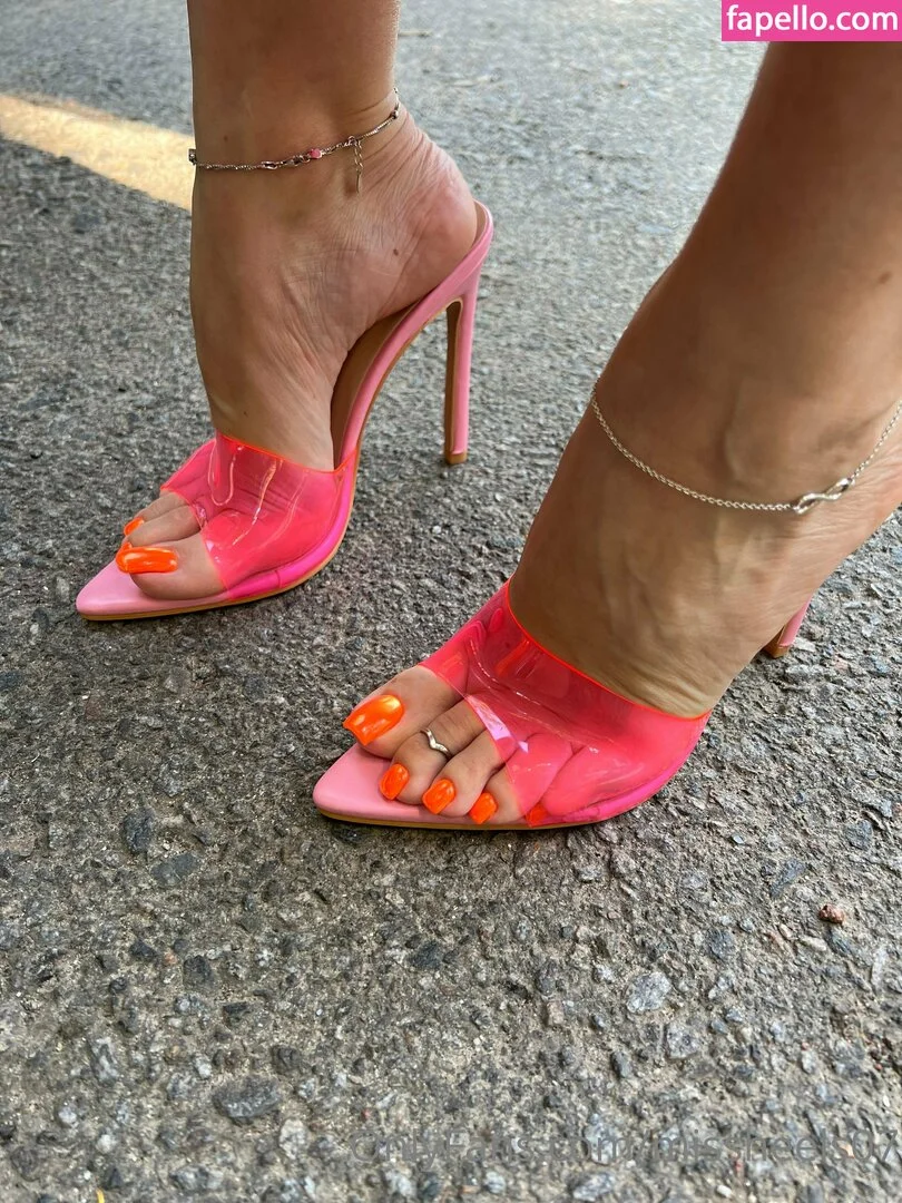 Missheels07 Onlyfans Photo Gallery 