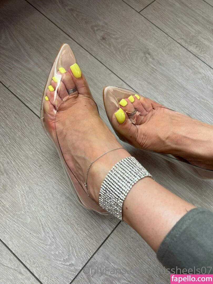 Missheels07 Onlyfans Photo Gallery 