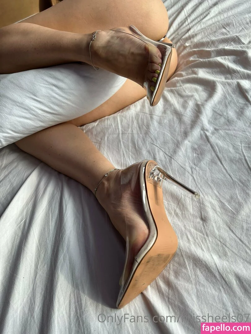 Missheels07 Onlyfans Photo Gallery 