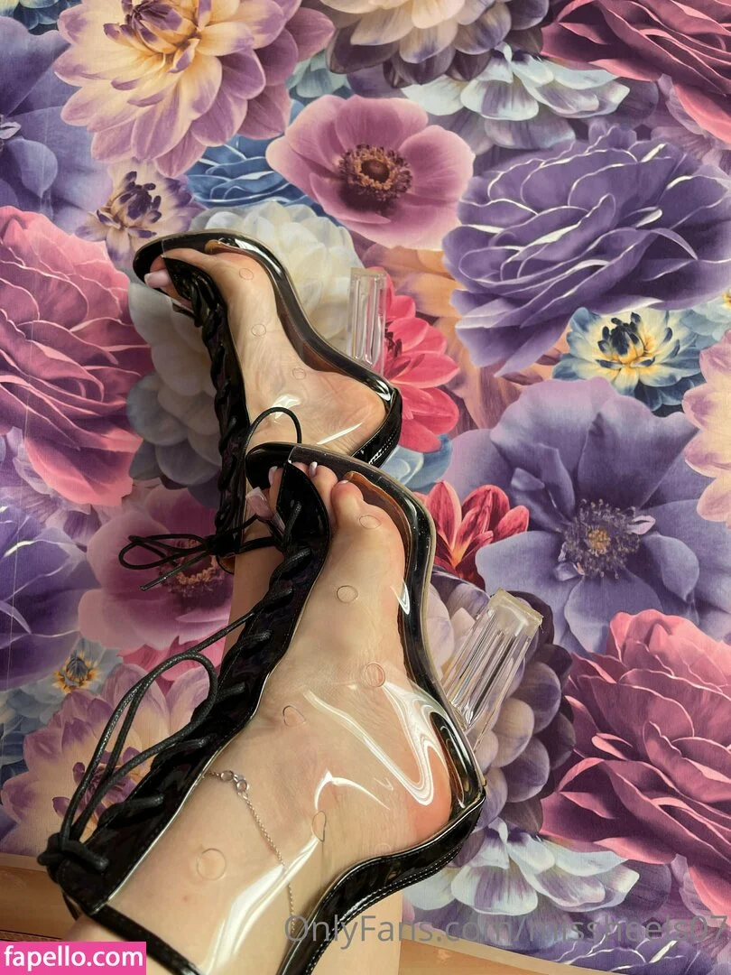 Missheels07 Onlyfans Photo Gallery 