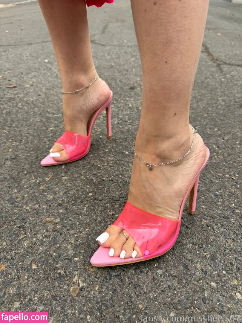 Missheels07 Onlyfans Photo Gallery 