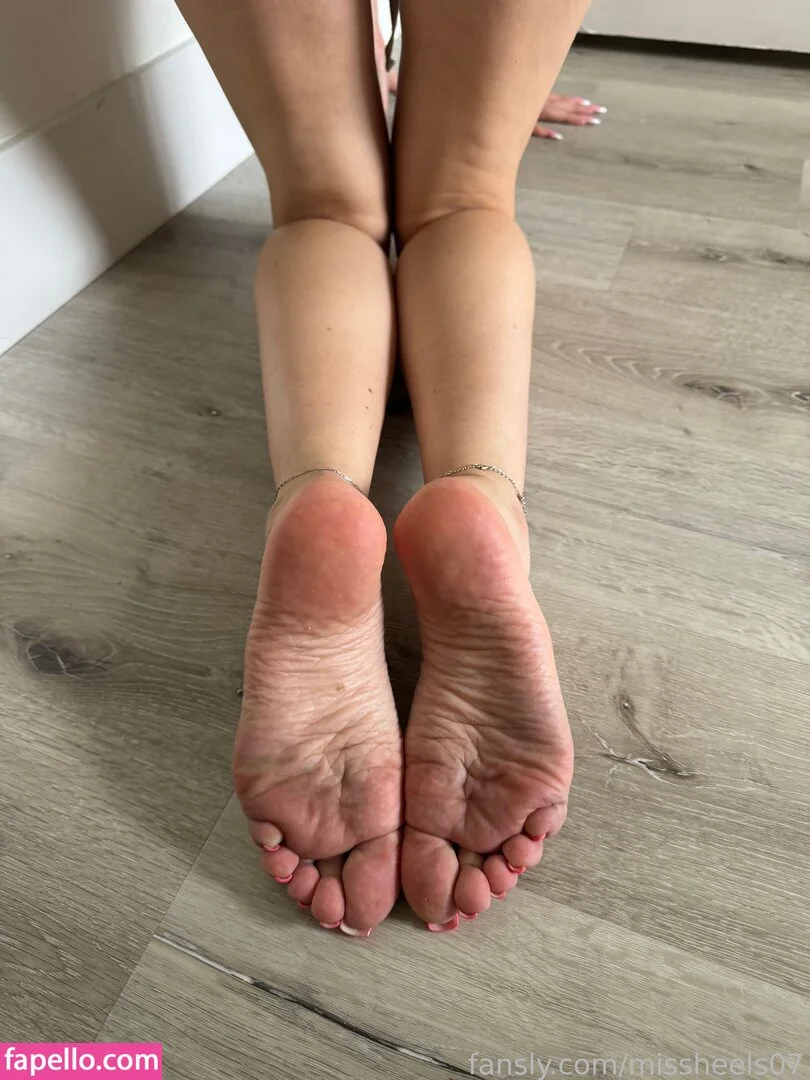 Missheels07 Onlyfans Photo Gallery 