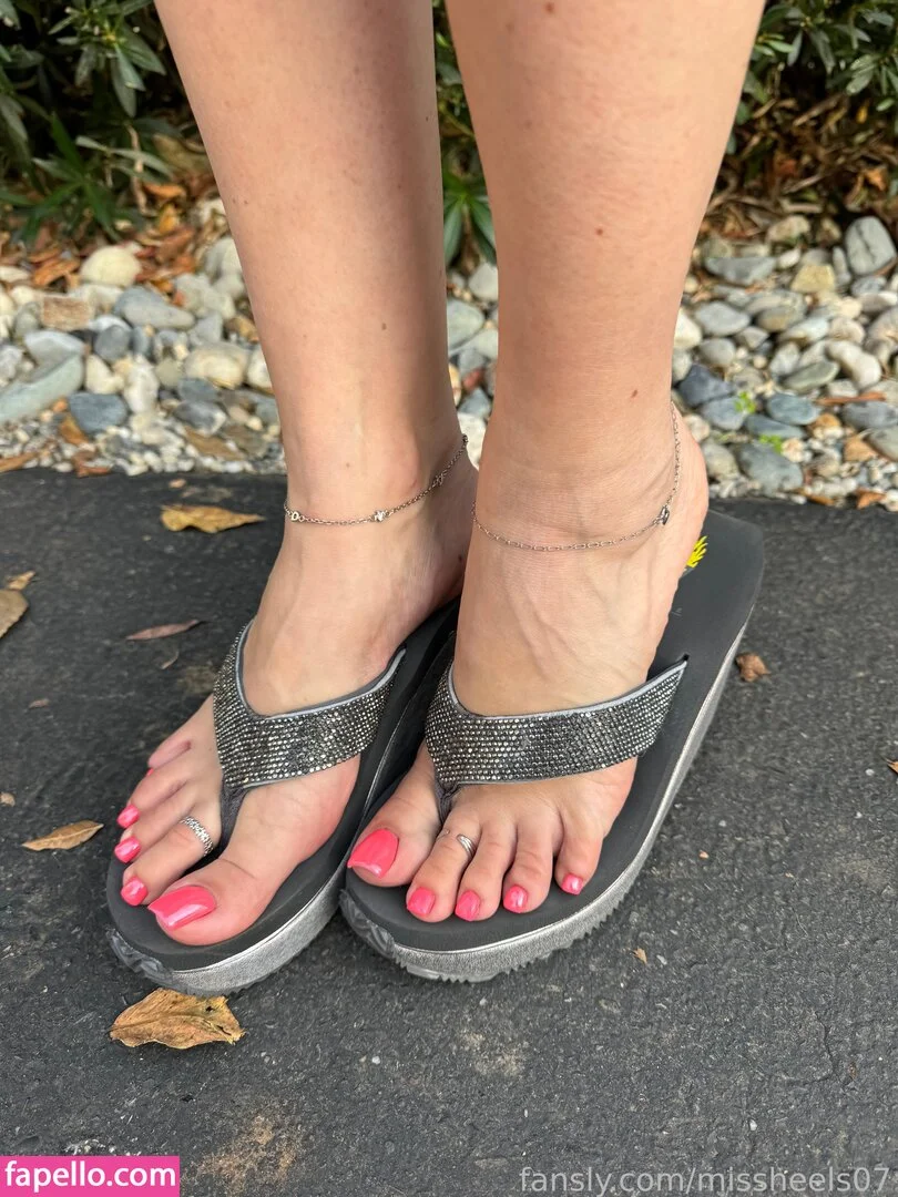 Missheels07 Onlyfans Photo Gallery 